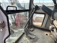 TAKEUCHI TB175 7.5 TON MIDI DIGGER  - 21