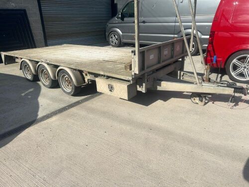 APPROX. 14ft DALE KANE TRI AXLE 3500KGS FLATBED TRAILER