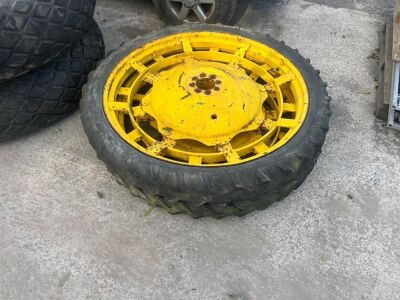 2No. 8 STUD CROP RIMS & TYRES