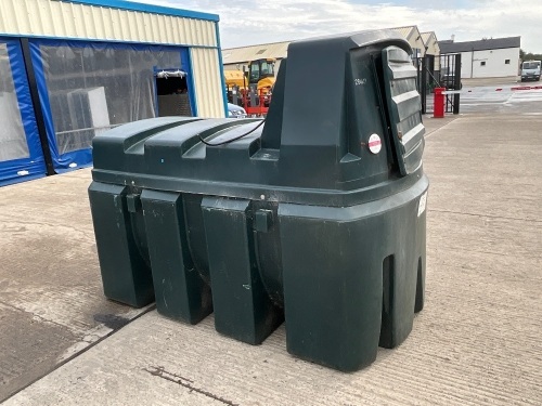 APPROX. 2000lt BUNDED PLASTIC FUEL TANK