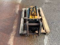 ROCK HAMMER TO SUIT 4-6 TON MACHINE  - 6