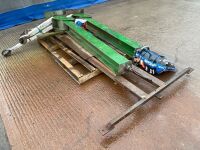 SINGLE PHASE 2 POST VEHICLE LIFT  - 3