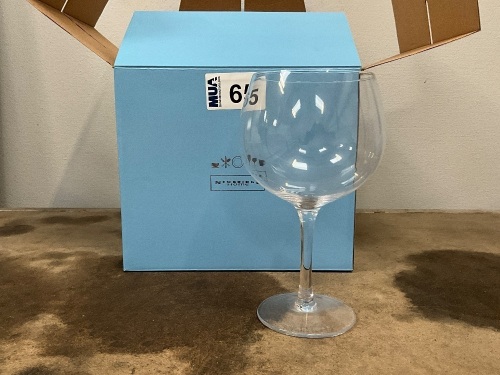 4NO. UNUSED NEWBRIDGE GIN GLASSES
