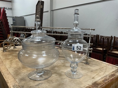 LARGE SQUAT GLASS LIDDED BONBON JAR & CLEAR GLASS BONBON JAR 