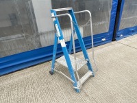 LYTE 2 TREAD FIBREGLASS STEP LADDER PODIUM - 2