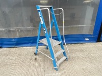 LYTE 3 TREAD FIBREGLASS STEP LADDER PODIUM - 2
