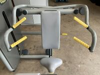 TECHNOGYM SHOULDER PRESS - 4