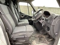 RENAULT MASTER LL35 BUSINESS 2.3 DCI 125PS LWB LUTON VAN - 19