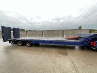 ANDOVER 45ft TRI AXLE LOW LOADER ON AIR - 2