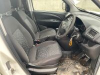 VAUXHALL COMBO 2300 L2 H1 1.6 CDTI 105PS - 23
