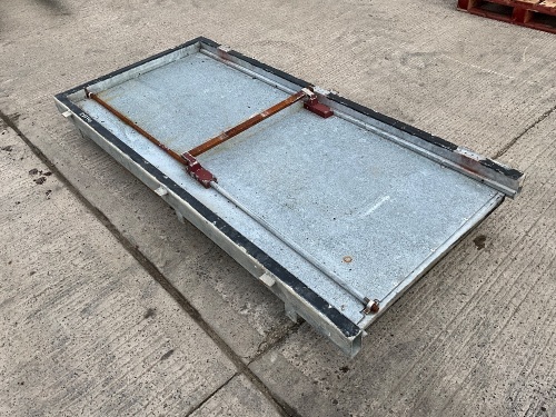 STEEL DOOR & FRAME