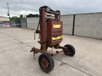 INISHOWEN HYDRACUT 270F HYDRAULIC STONE GULLOTINE & POWER PACK - 12