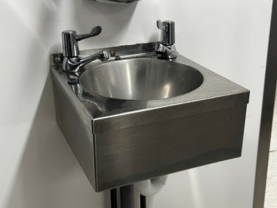 STAINLESS STEEL HANDSINK