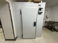 APPROX. 6FT x 6FT WALK IN COLDROOM