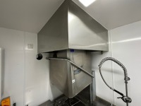 ELECTROLUX NHT8G COMMERCIAL PASS THROUGH DISHWASHER WITH CANOPY & 1140mm FEEDER BENCH - 9