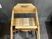 WOODEN HIGHCHAIR - 3