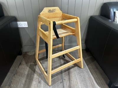 WOODEN HIGHCHAIR