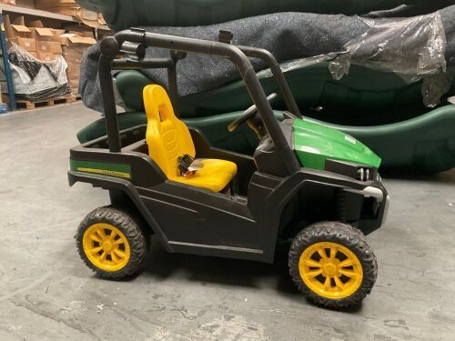 KIDS JOHN DEERE BATTERY OPERATED GATOR RIDE-ON & CHARGER