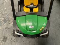 KIDS JOHN DEERE BATTERY OPERATED GATOR RIDE-ON & CHARGER - 4