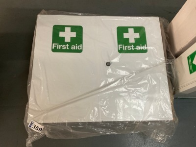 UNUSED FIRST AID METAL CABINET DOUBLE DOOR SINGLE DEPTH