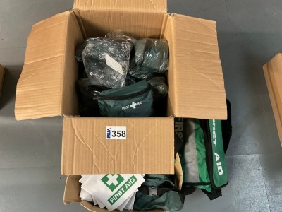 QTY OF UNUSED AEROKIT PLAYGROUND DUTY FIRST AID KITS IN BUM BAGS & ASSORTED FIRST AID BAGS EMPTY