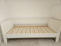 UNUSED ERIKA SOLID WOOD GUEST BED WHITE UNASSEMBLED