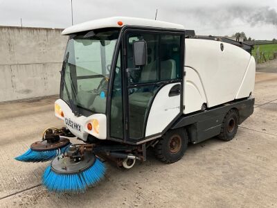 JOHNSTON 142A 101T 4 TON DIESEL ROAD SWEEPER