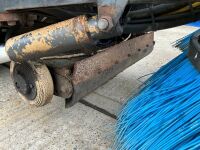 JOHNSTON 142A 101T 4 TON DIESEL ROAD SWEEPER - 10