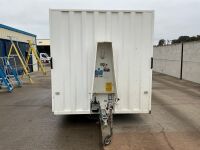 BOSS CABINS APPROX 15FT8" X 7FT6" SINGLE AXLE FAST TOW OPEN PLAN CONTAINER - 2