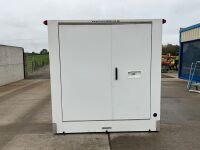 BOSS CABINS APPROX 15FT8" X 7FT6" SINGLE AXLE FAST TOW OPEN PLAN CONTAINER - 26