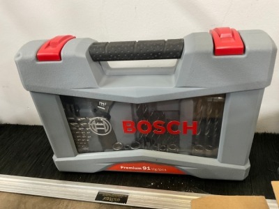 UNUSED BOSCH 91 PIECE DRILL BIT SET