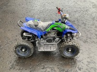 UNUSED 50cc 2 STROKE PETROL CHILDS QUAD & HELMET (BLUE) - 9