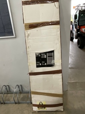 UNUSED SOPHIA 1800mm x 500mm CHROME TOWEL RAIL