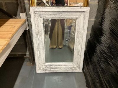 APPROX. 1000 x 730mm RUSTIC WOODEN FRAMED WALL MIRROR