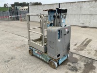GENIE GR12 BATTERY OPERATED PERSONNEL LIFT - 3
