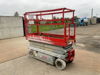 SKYJACK SJ3220 BATTERY OPERATED SCISSOR LIFT