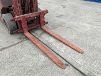 YALE 2.5 TON DIESEL FORKLIFT - 8