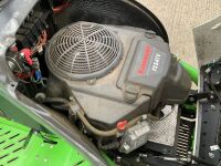 ETESIA HYDRO 100 RIDE ON PETROL LAWNMOWER - 9