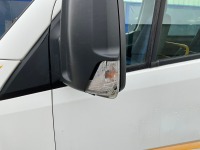 VOLKSWAGEN CRAFTER 2.5 TDI 17 SEATER MINIBUS - 8