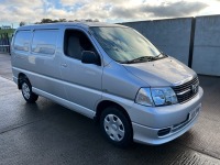 TOYOTA HIACE 280 2.5 D-4D SWB 95PS PRIVATE AMBULANCE