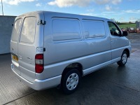 TOYOTA HIACE 280 2.5 D-4D SWB 95PS PRIVATE AMBULANCE - 23