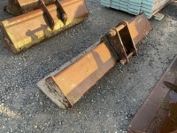 APPROX. 6ft SHUGH BUCKET TO SUIT 4-6 TON MACHINE - 3