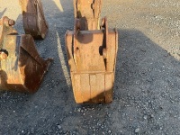 APPROX. 16” TOOTHED DIGGING BUCKET TO SUIT 4-6 TON MACHINE - 6