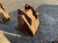 APPROX. 16” TOOTHED DIGGING BUCKET TO SUIT 4-6 TON MACHINE - 7