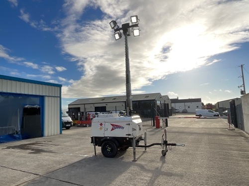 TOWERLIGHT SINGLE AXLE FAST TOW HYBRID LED LIGHTING TOWER