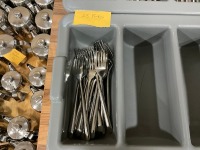 LARGE QUANTITY OF CUTLERY & 3No. CUTLERY TRAYS INC. APPROX 80No. SOUP SPOONS, 35No. DESSERT SPOONS, 80No. FORKS, 19No. KNIVES & 28No. TEASPOONS - 4
