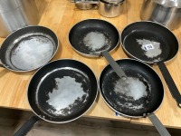 APPROX. 5No. ASSORTED FRYING PANS