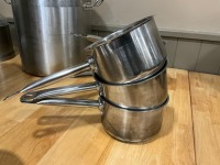 APPROX. 7No.ASSORTED SAUCEPANS & 2No. LIDS - 3