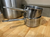 APPROX. 7No.ASSORTED SAUCEPANS & 2No. LIDS - 4