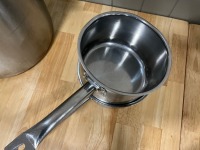APPROX. 7No.ASSORTED SAUCEPANS & 2No. LIDS - 5